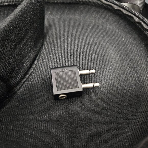 Sony Wireless Noise Canceling Stereo Headphones (WH1000XM2) - Picture 13 of 14